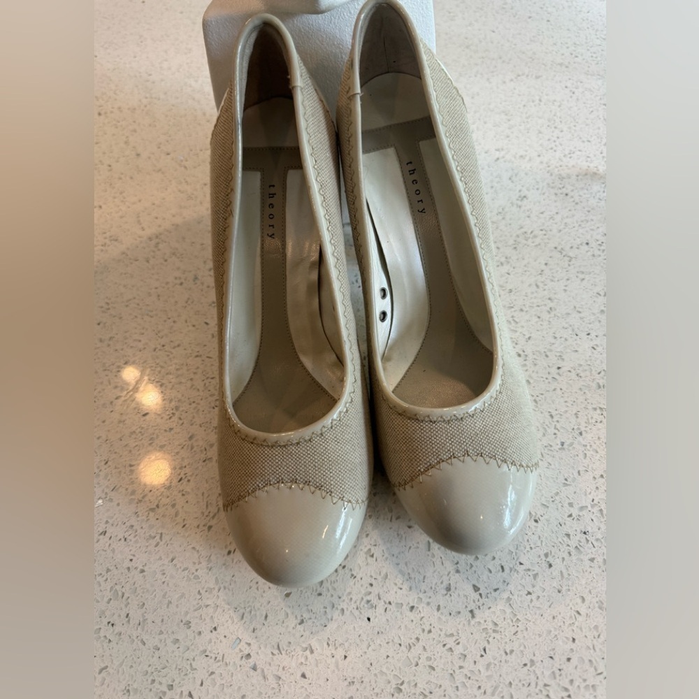 Theory shoes‎ 40